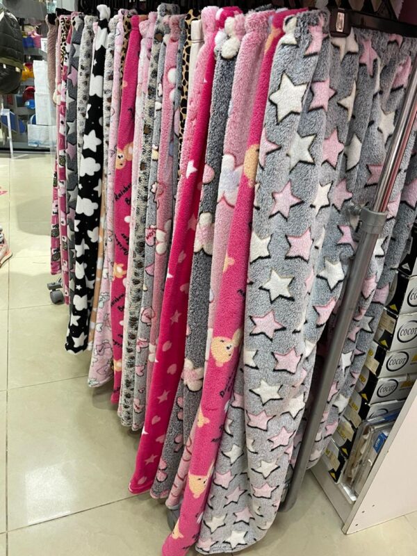 PANTALÓN PIJAMA POLAR SOFT LUMINOSO - Imagen 9